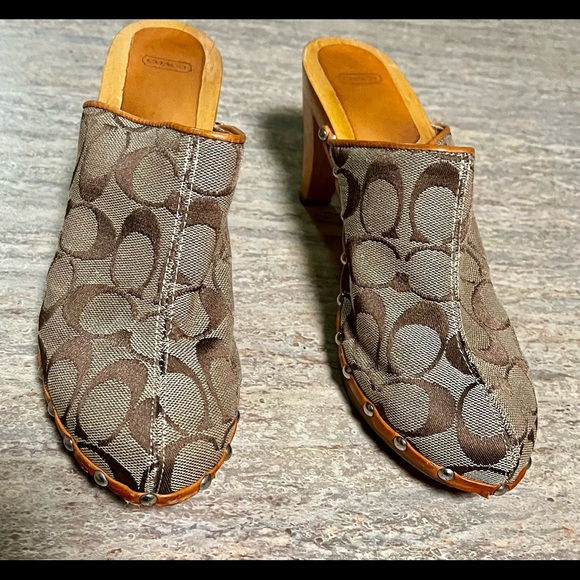 Coach Felicity slip on heels - Picture 9 of 16